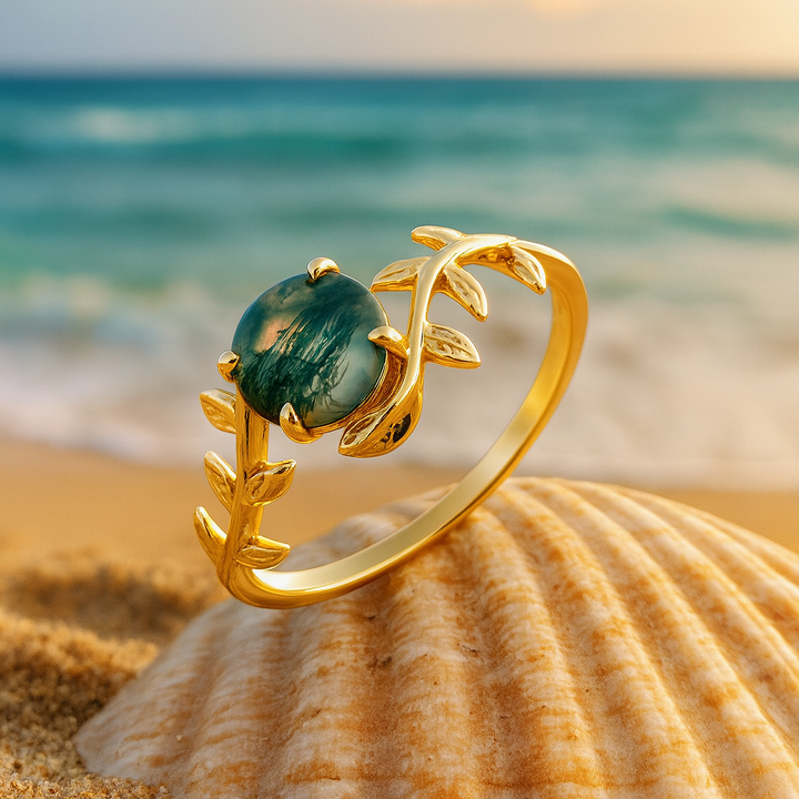 Emerald Breeze – Green-Toned Leaf Ring